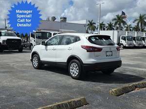 Nissan Rogue Sport S FWD 2020 - Product Image 6