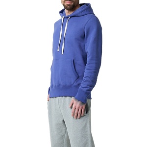 Sweat-shirt pour homme True Value, conçu pour un confort optimal, avec une structure soignée et un look décontracté élégant. - Product Image 2