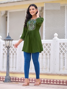 Venta al por mayor Fancy Western Shorty con patrones extraordinarios tops para la venta en línea - Product Image 4