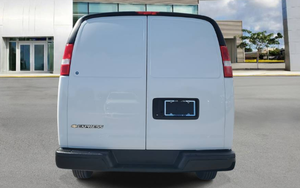 1GCWGBF71S1131439 2025 Fourgon utilitaire pleine grandeur RWD 6.6L V8 401 ch - Product Image 4