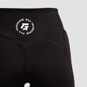 Pantalones Cortos de Compresión Revsync Negros para Fitness - Product Image 4