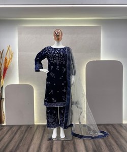 สุภาพสตรีคอร์ติสในผ้าฝ้ายเรยอนชุดสูทอานาร์คาลี่ออกแบบแฟชั่นล่าสุดพร้อมแจ็คเก็ตดูปัตต้าชุดปาร์ตี้อินเดียในราคาขายส่ง - Product Image 3