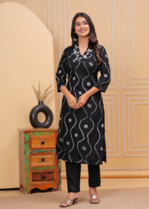 Black Cotton <b>Kurti</b> With White Floral Embroidery And Geometric Print For Women | Traditional Loose Fit Midi Kurta For Casual Wear - Product Image 3