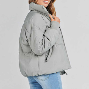 Chaqueta Acolchada OEM, Chaqueta de Invierno Cálida, Cuello Alto, Personalizable, Ligera, Transpirable, con Cierre de Cremallera y Logotipo Frontal, en Oferta - Product Image 1