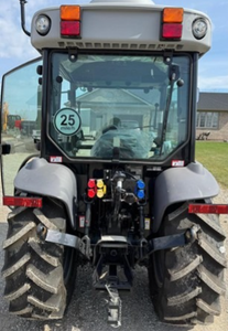 High-Accuracy Deuttz Fahr 3060 <b>tractor</b> 4x4 Wheel <b>Tractor</b> 90HP Farm <b>Tractor</b> <b>for</b> <b>sale</b> - Product Image 2
