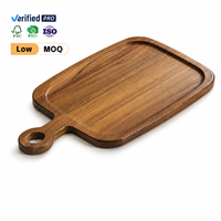 Planche à découper en bois massif Sapele, design encastré avec poignée, pour la préparation et le service de viandes et légumes en cuisine