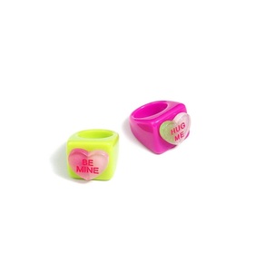 Anillo de Resina Epoxi, Anillo de Compromiso, Aniversario, Diseño Moderno, Anillos de Resina Personalizados, Uso en Fiestas, Fabricante Artesanal - Product Image 2