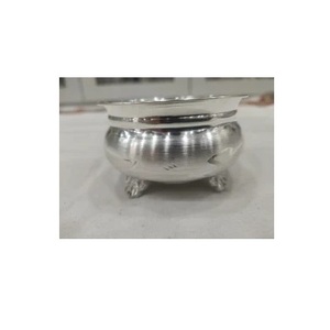 New Silver <b>Metal</b> Serving <b>Bowl</b> with Unique Design for Home Hotel and Restaurant <b>Metal</b> <b>Bowl</b> with Silver Color for Table Ware - Product Image 4