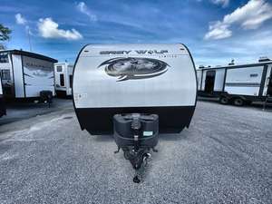 Autocaravana Usada 2023 F-o-r-e-s-t R-i-v-e-r Grey W-o-l-f 26DBH - Product Image 5