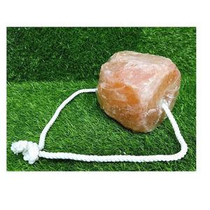 Bloque de sal para lamer del Himalaya de alta calidad del fabricante directo OEM, alimento seco para animales estilo cuerda para perros, ganado, caballos - Product Image 5