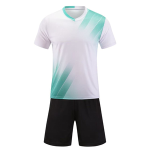 2025 nouveau Logo personnalisé ajustement rapide vêtements de football de haute qualité hommes Football uniforme Football maillot ensemble vêtements de sport uniforme de football - Product Image 1