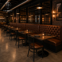 Groupe Ron : Banquette demi-ronde capitonnée, table ronde en bois massif, tabourets de bar et chaise en cuir rembourrés, mobilier de restaurant industriel