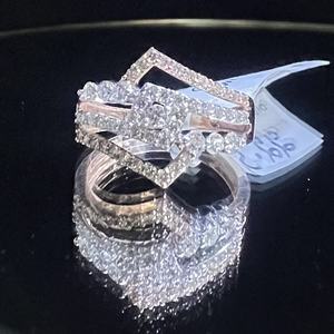 Bague en diamant véritable certifiée en or massif 14K 18K Cadeau de mariage et d'anniversaire élégant - Product Image 4