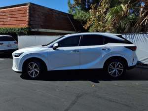 Lexus RX 350 FWD Plus 2023 Usado en Excelentes Condiciones, Sin Accidentes, Volante a la Izquierda/Derecha - Product Image 2