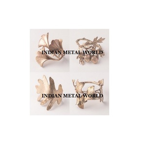 Anneau de serviette en métal au design antique Meilleure qualité Vaisselle de forme personnalisée Porte-serviettes Porte-mouchoirs à prix compétitif - Product Image 6