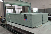 Matériaux d'isolation thermique pour tuyaux préformés, panneaux de conduits, blocs de découpe CNC, pipelines pour terminal GNL, PIR polyisocyanurate kingspan