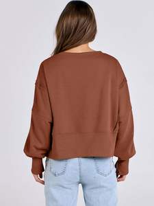 Sweats à capuche courts pour femmes sur mesure en gros, 100% coton molletonné, écologiques, respirants, logo frontal personnalisé, service OEM personnalisé - Product Image 6