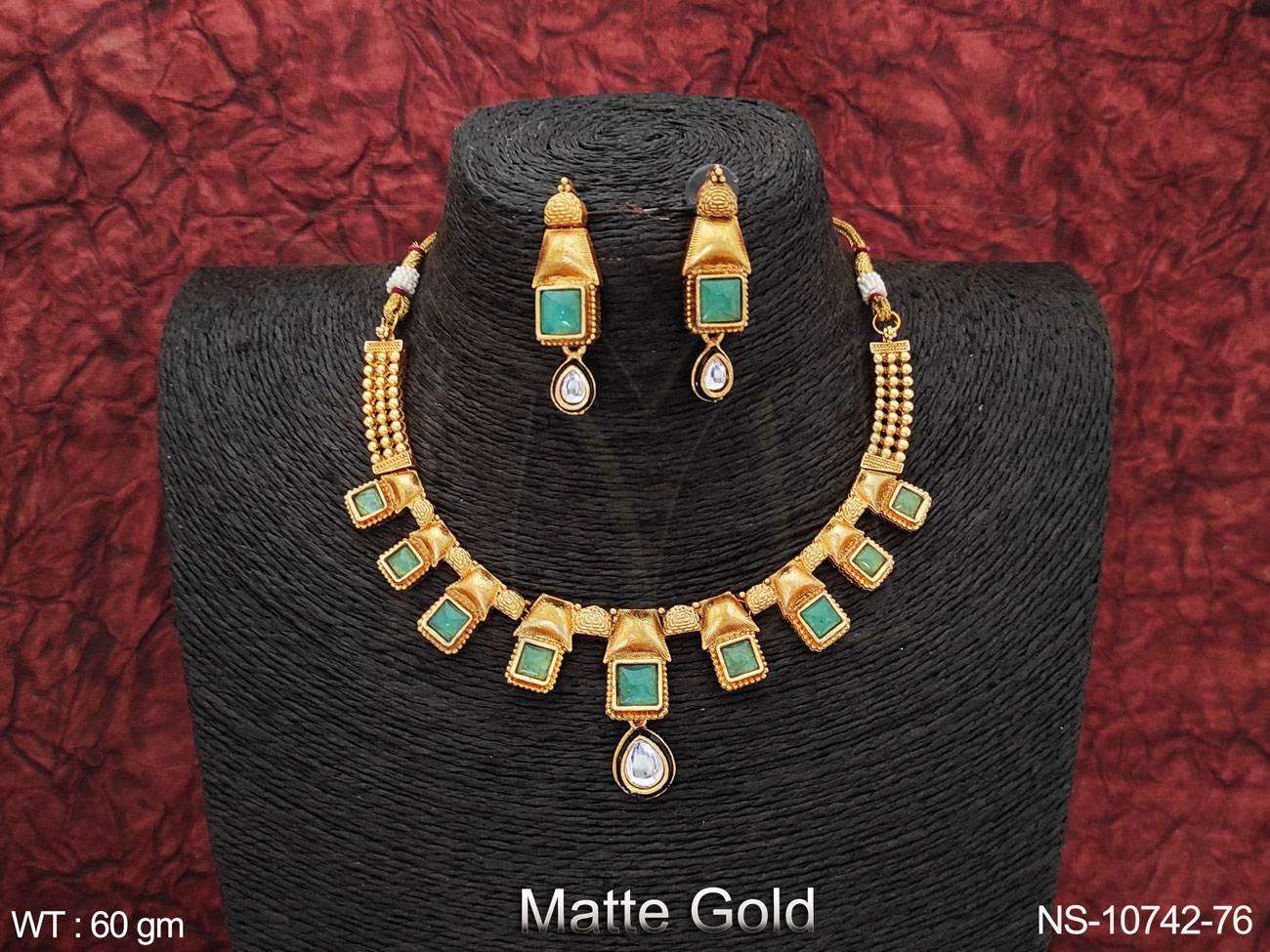 สีเขียวมิ้นท์