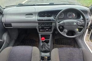 Skoda Felicia Fun 2000 Usado, Transmisión Manual de 5 Velocidades, Versión Europea, 2+2 Plazas, EE. UU. Título - Product Image 4