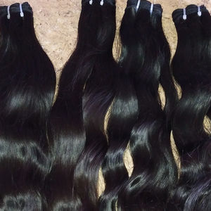 Extensions de cheveux humains vierges indiennes de haute qualité, en vrac, double trame, tirage simple, aspect ondulé profond, toutes les couleurs - Product Image 1