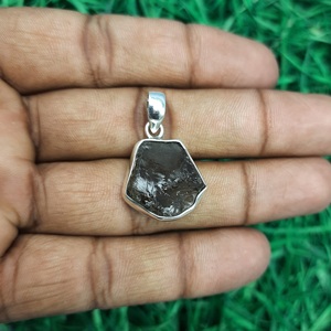 สร้อยคอจี้ควอทซ์สโมคเกอร์สีเงินสเตอร์ลิงทำด้วยมือ925อัญมณีธรรมชาติหนามเตยเครื่องประดับผู้หญิงขายส่งเชื่อถือได้ - Product Image 3