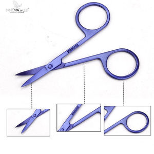 Tijeras para Uñas Curvas de Acero Inoxidable OEM Beauty, Duraderas, Ligeras, Reutilizables, Diseño Simple, Hoja Afilada con Orificio Cuadrado, Herramienta de Manicura - Product Image 6