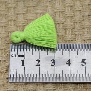 Borlas Pequeñas de Algodón Puro de 3 cm al por Mayor de Fábrica, Disponibles en 30 Colores, Ideales para Llaveros, Flecos y Decoraciones Artesanales - Product Image 4