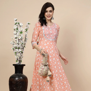 ชุด anarkali kurta ผ้าฝ้ายแท้สำหรับผู้หญิงชุดพิมพ์ลายสีพีชและปักลายชุด anarkali kurta ขายส่งจำนวนมาก - Product Image 1