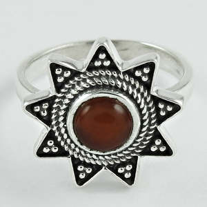 Anillo con Diseño de Estrella y Piedra de Cornalina, Hecho en Plata de Ley 925, Joyería Bohemia Vintage de Alta Calidad para Chicas - Product Image 1