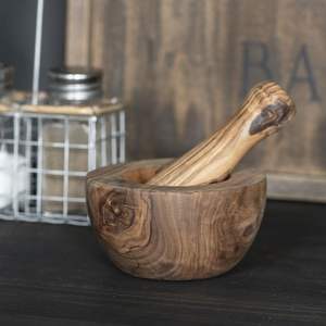 Mortero y Maja de Madera Orgánica de Diseño Nuevo y Moderno para una Cocina Saludable que Garantiza la Molienda de Materiales Puros - Product Image 5
