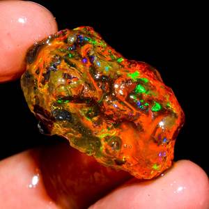 Top AA + Grade Éthiopien Welo Opale Rugueux Orange Opale De Feu Brut Pendentif Collier Naturel Arc-En-Ciel Opale De Feu Gemme Par Zubeda Gems - Product Image 1