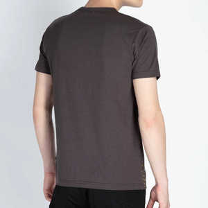 Camiseta de algodón 100% personalizada para hombre, camiseta de gran tamaño de alta calidad con hombros caídos, 220 gramos, patrón sólido, ajuste holgado, estilo informal en blanco - Product Image 4