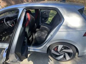 MÁS VENDIDO 2023 Volkswagen GTI S, Transmisión Manual de 6 Velocidades, Motor Turbo de 4 Cilindros y 241 hp, Sin Modificar - Product Image 5
