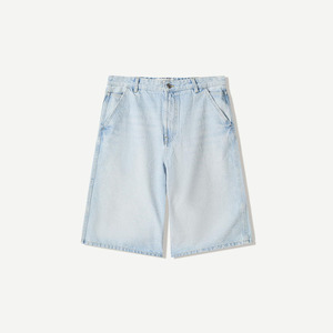 กางเกงยีนส์ขาสั้นผ้าฝ้าย100% ลำลองสำหรับผู้ชายกางเกงขาสั้นผ้าเดนิมแผ่นหนังประดับพลอยเทียมสำหรับล้างโลโก้ออกแบบได้ตามต้องการ - Product Image 1