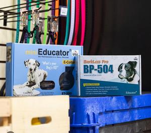 Bonnes ventes 1900S T & B Dual ARC Remote Dog Training Coll ar 3-4 Mile Expandable Trainer avec OEM & ODM avec livraison rapide - Product Image 2