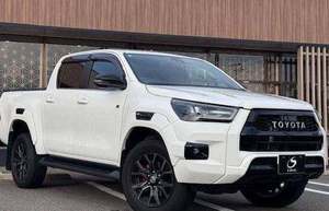 Used 2024 SUV AWD Low Mileage Automatic Gearbox Left Steering Dark Leather Seats Gas/Petrol <b>Panoramic</b> Sunroof 360 Rear <b>Camera</b> - Product Image 5