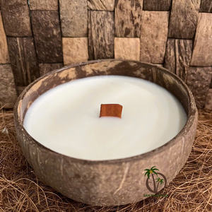 Bougie Répulsive Contre les Insectes en Coquille de Noix de Coco Naturelle 200g/ Mélange d'Huiles Essentielles Pures avec de la Cire de Coco au Meilleur Prix de Gros au Vietnam - Product Image 5