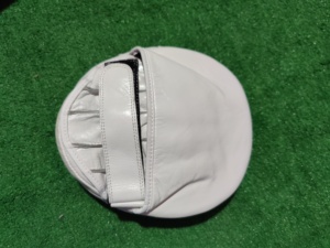 นวมชกมวยหนังมีโลโก้ออกแบบได้ตามต้องการ - Product Image 1