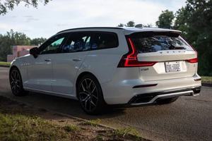 VOLVO V60 RECHARGE T8 POLESTAR 2020 d'occasion, conduite à gauche/droite - Product Image 5