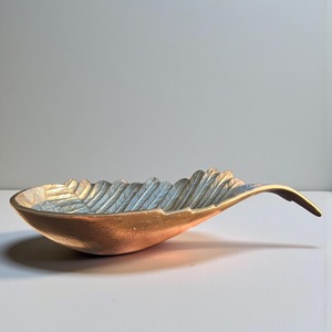 Bol décoratif en laiton en forme d'ailes modernes, élégant accent pour la maison, les événements, la table et les présentations festives, vente en gros en provenance d'Inde - Product Image 5