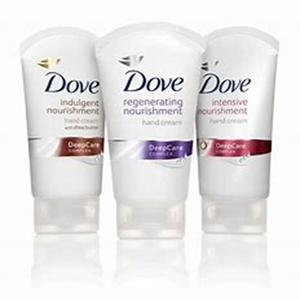 Crème pour les mains hydratante intensive Dovee antibactérienne nourrissante avec vitamine C, ingrédients naturels, écologique et sans silicone - Product Image 1