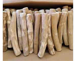 Juguete para masticar perro de madera de café Natural de Vietnam con textura suave palo masticable seguro de varios tamaños para exportación al por mayor 99GD - Product Image 1