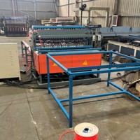 Machine de soudage entièrement automatique haute performance pour la production de fils d'acier, de grillages et de clôtures