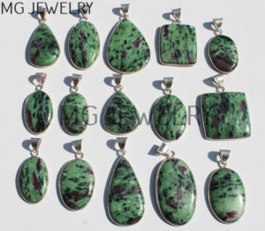 Rubis Zoisite Gemstone Bezel Pendentifs En Gros Naturel Rubis Zoisite Cristal Argent Plaqué Pendentifs Bijoux De Mode - Product Image 2