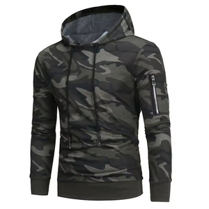 Sweats à capuche en coton de haute qualité pour hommes, camouflage personnalisé conçu pour l'hiver, sweats à capuche tendance en vente par THT WEARS - Product Image 5