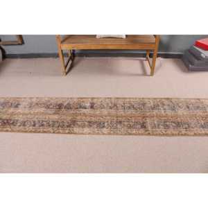 Alfombra Turca Vintage, Alfombra de Pasillo de 1.8x10.6 pies, Alfombra de Lana con Diseño Floral Marrón y Verde - Product Image 2