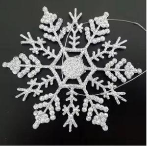 Adornos Hechos a Mano para Árbol de Navidad Copos de Nieve Blancos Adornos Colgantes de Plata - Product Image 2