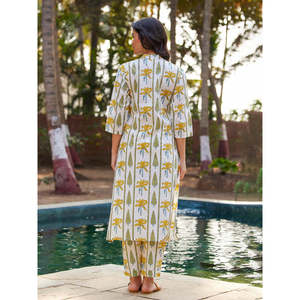 Floral Printed Woven Cotton Natural Waist Three Quarter Sleeve Straight <b>Hem</b> Loose Fit Casual Summer Wear Kurta Set - Product Image 5