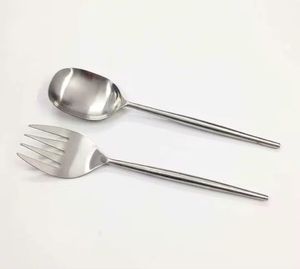 Résine et manche en bois hôtel restaurant maison personnalisé bois d'acacia salade ustensile fourchette et cuillère serveur couverts ensemble - Product Image 2