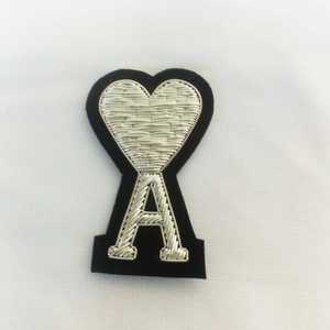 Badges brodés faits main en tissu sergé de haute qualité, design personnalisé, fil de bullion, badge ALPHABET de haute qualité - Product Image 5